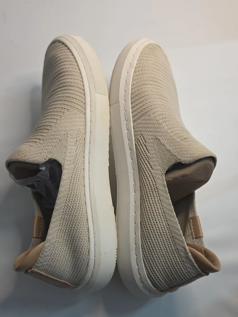 UGG ALAMEDA SAMMY IN SEA SALT KNIT-UPPER SLIP-ON LOAFERS LADIES 8.5 VGUC 1136841